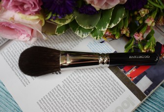 Кисть для пудры Hakuhodo B002 Powder Brush Round And Flat