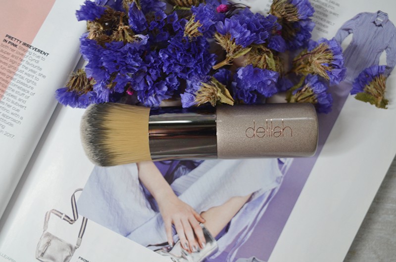 Delilah Foundation Kabuki Brush отзывы