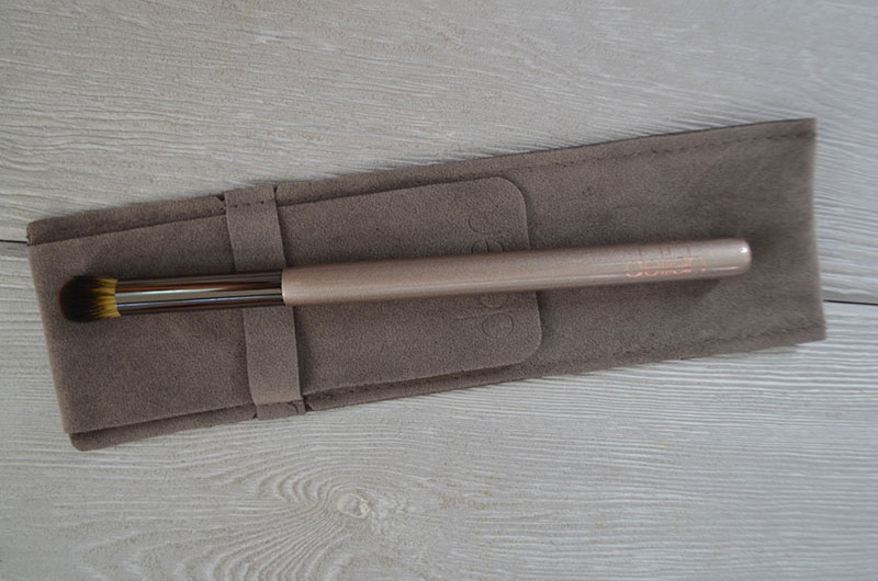 Delilah Concealer Blending Brush