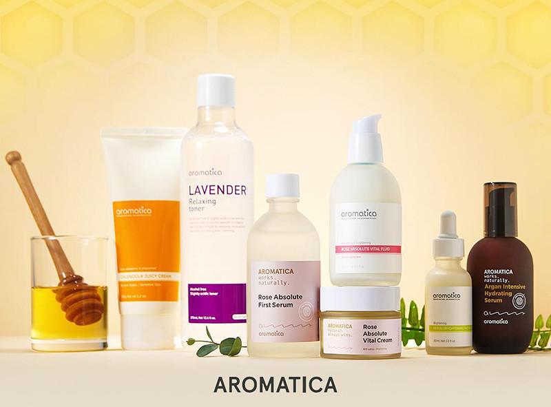 Косметика Aromatica на LookFantastic