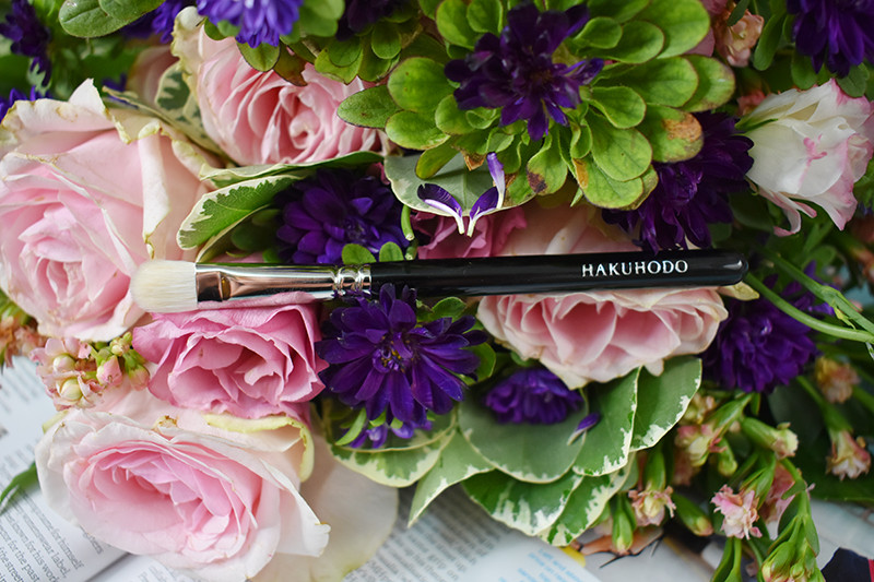 Hakuhodo B004G Eye Shadow Brush Round & Flat