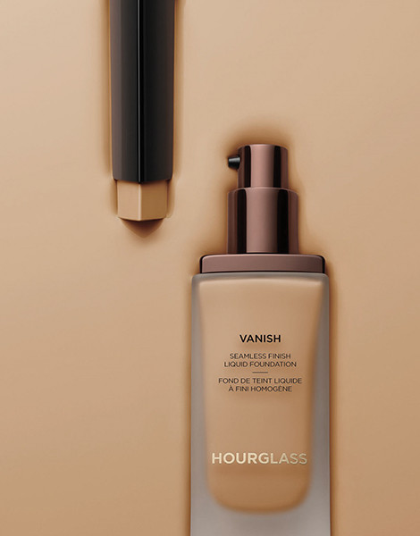 Hourglass Vanish Seamless Finish Liquid Foundation 