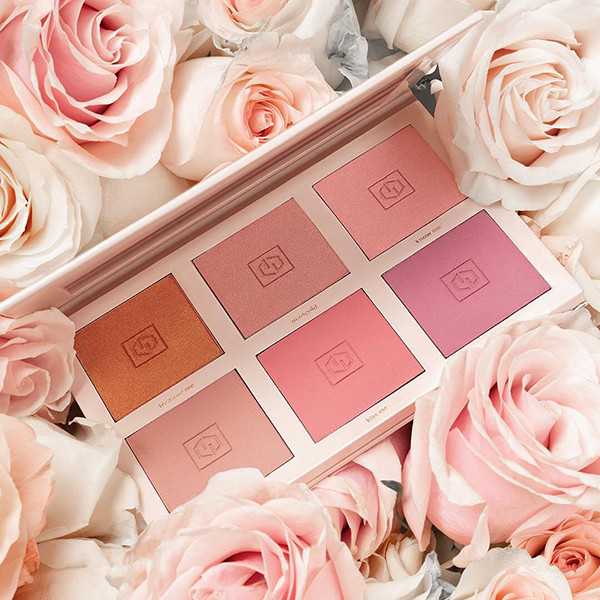 Jouer Cosmetics Limited Edition Bouquet D' Amour Blusher Palette