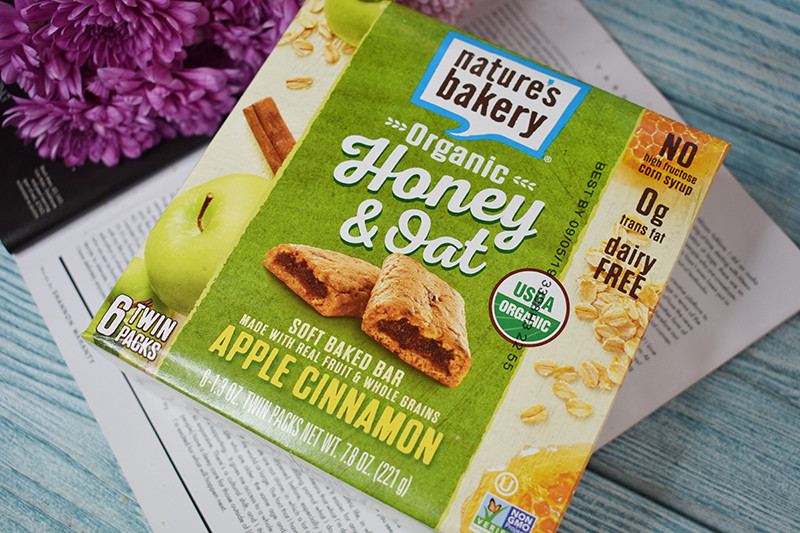 Nature's Bakery Organic Honey & Oat Soft Baked Bar Apple Cinnamon