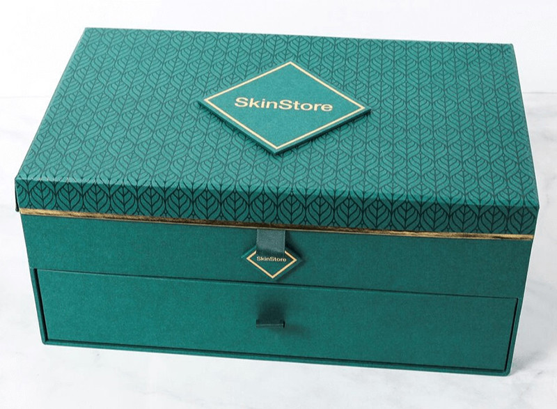SkinStore Limited Edition Holiday Box 2019