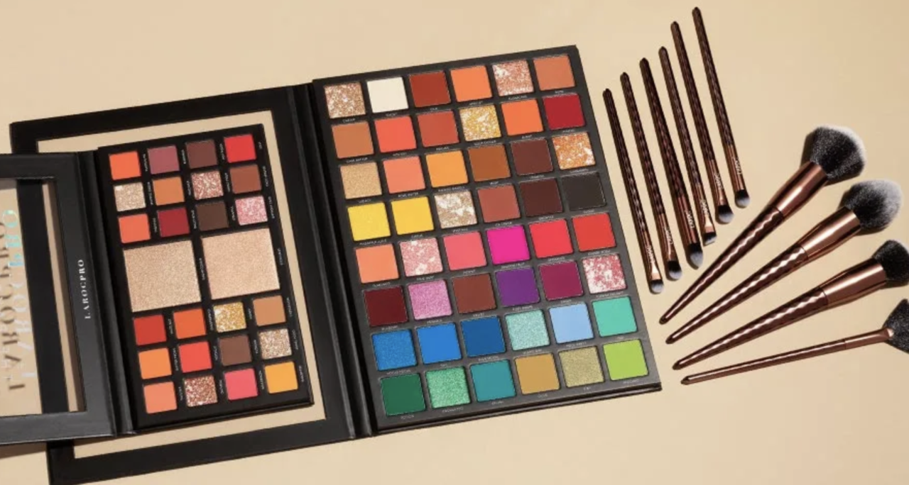 Скидка 20% на декоративную косметику на FeelUnique Скидка 20% на декоративную косметику на FeelUnique