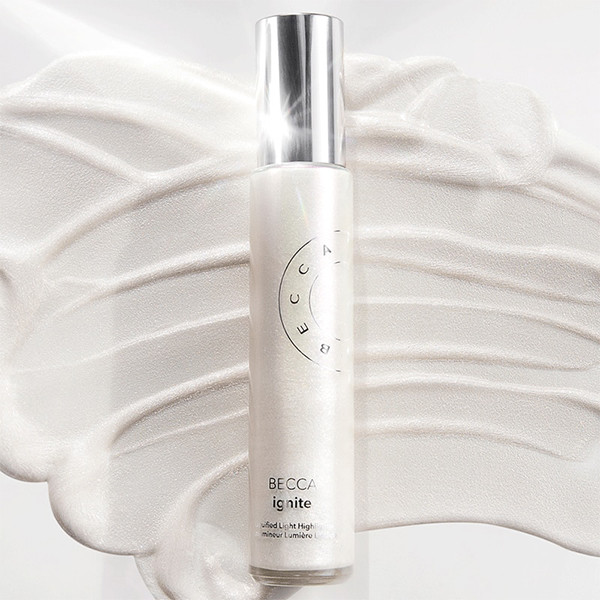 Becca Ignite Liquified Light Highlighter Love by Barbie Ferreira