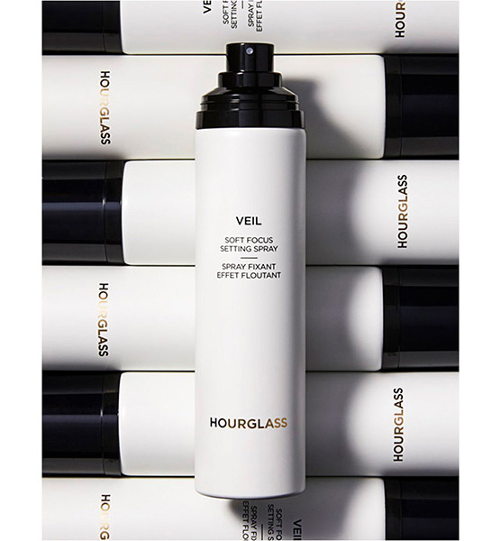 Hourglass Veil Soft Focus Setting Spray