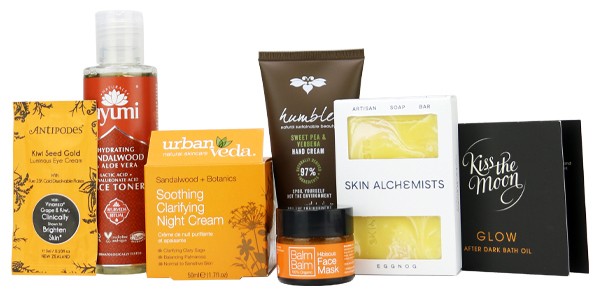 LoveLula December Discovery Box 2020