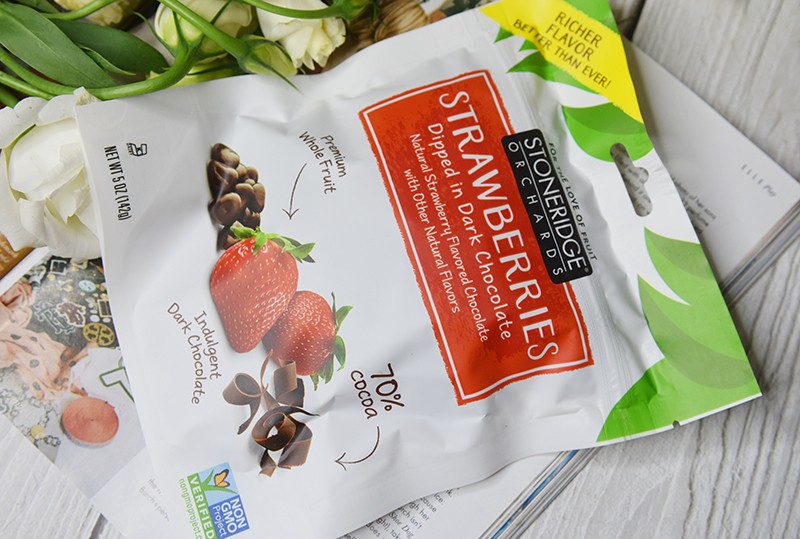 Stoneridge Orchards Strawberries Dipped in Dark Chocolate 70% Cocoa
