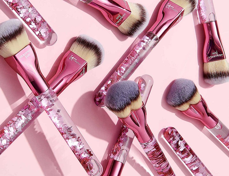 IT Cosmetics Love Is The Foundation Limited-Edition Brush