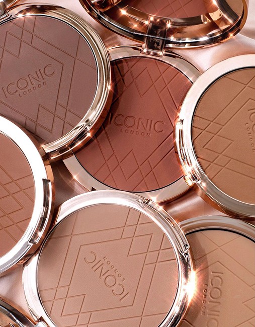 Iconic London Ultimate Bronzing Powder