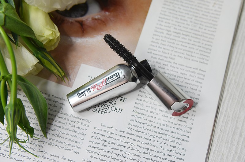 Benefit They're Real Magnet Extreme Lengthening & Powerful Lifting Mascara Benefit They're Real Magnet Extreme Lengthening & Powerful Lifting Mascara