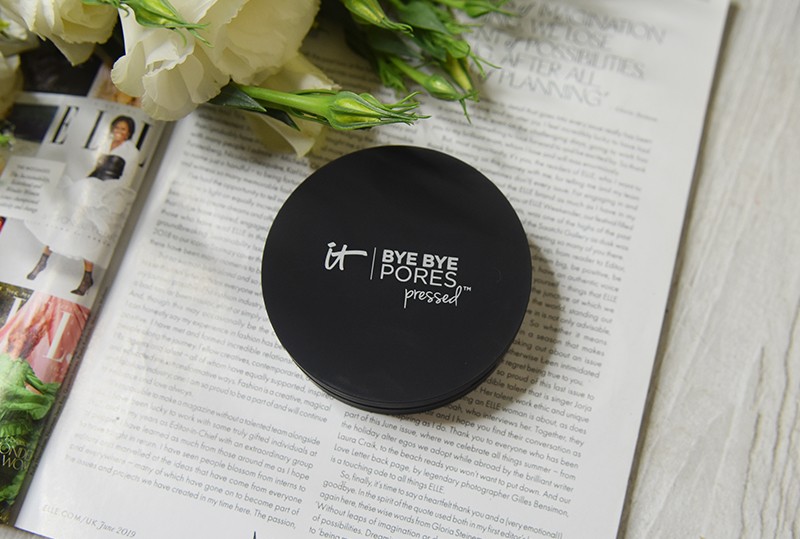 IT Cosmetics Bye Bye Pores Pressed Powder