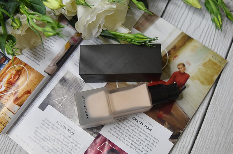 Burberry Matte Glow Fluid Foundation