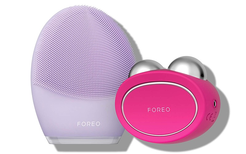 Foreo Lift Plus Age-Conscious Bundle Foreo Lift Plus Age-Conscious Bundle
