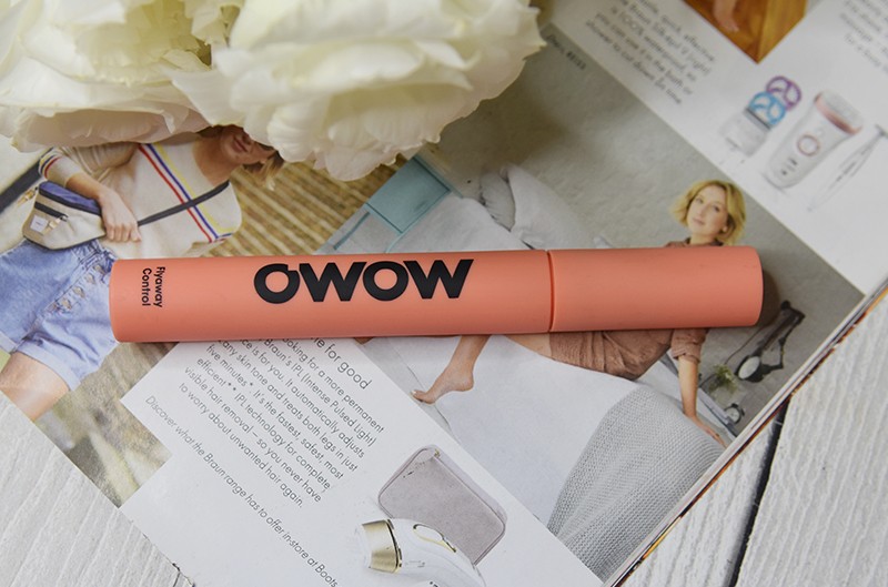 O’wow Flyaway & Brow Control Finishing Stick