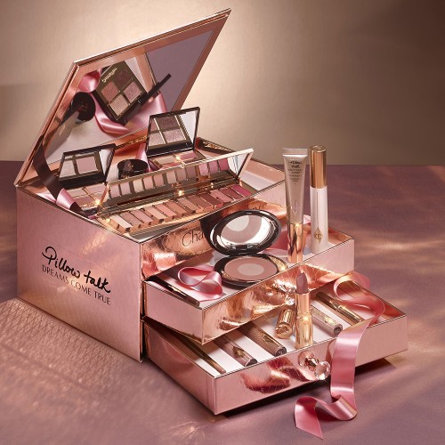 рождественские наборы Charlotte Tilbury 