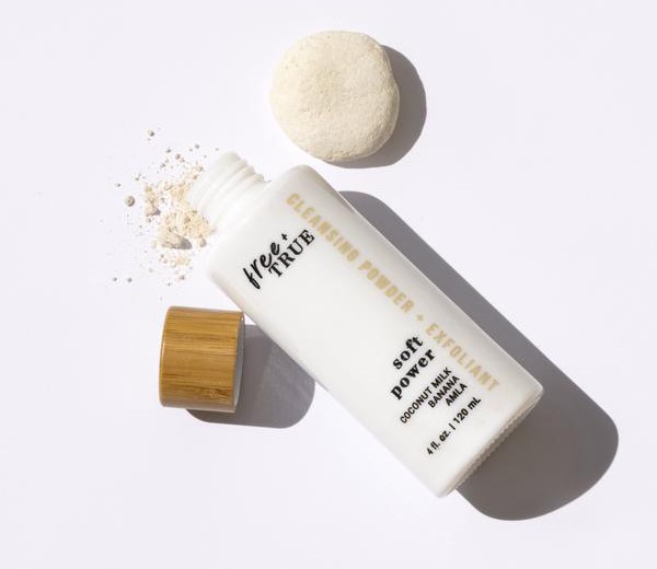 Free + True Soft Power Cleansing Powder + Exfoliant