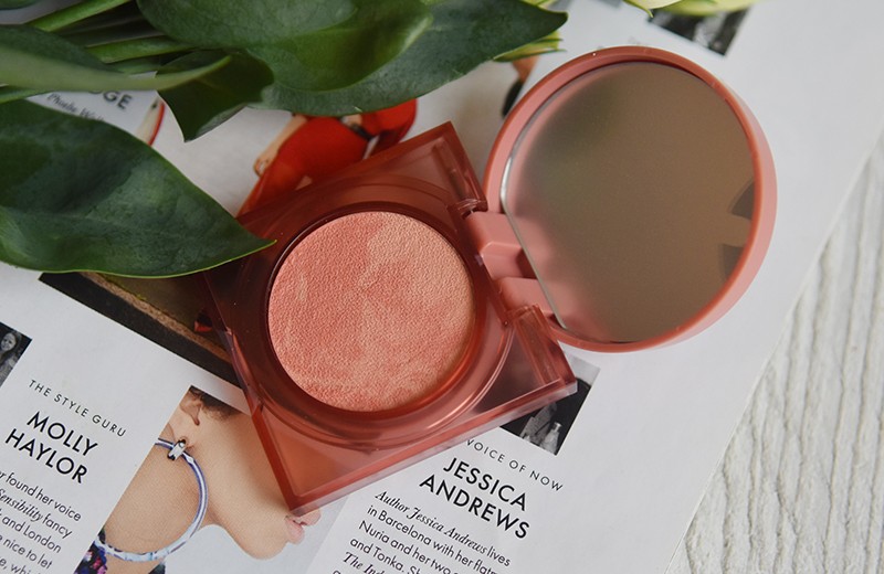 Huda Beauty Glowish Cheeky Vegan Blush Powder