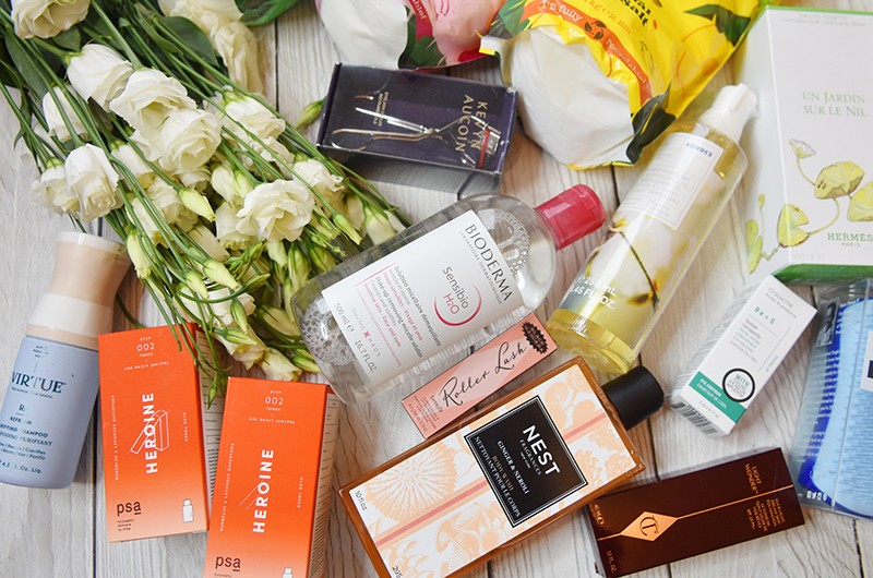 покупки Westlab, Nest, Bioderma, Charlotte Tilbury, Aesop, Odacite, Benefit, Hermes, Virtue, PSA Skin, Kevyn Aucoin, Korres, Tangle Teezer