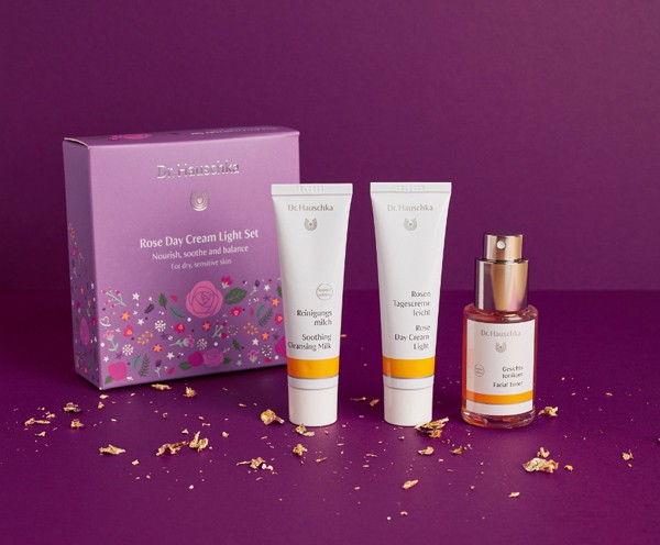 Dr. Hauschka Rose Day Cream Light Gift Set Dr. Hauschka Rose Day Cream Light Gift Set