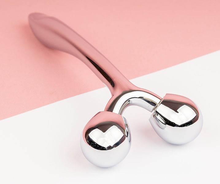 Brushworks Face Sculpting Zinc Roller Brushworks Face Sculpting Zinc Roller
