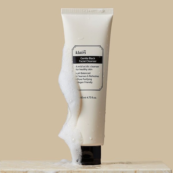 Dear Klairs Gentle Black Facial Cleanser