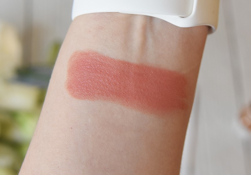 Dear Dahlia Lip Paradise Intense Satin Lipstick