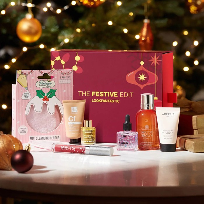 Скидка 30% на LOOKFANTASTIC Festive Edit Limited Edition Beauty Box Скидка 30% на LOOKFANTASTIC Festive Edit Limited Edition Beauty Box