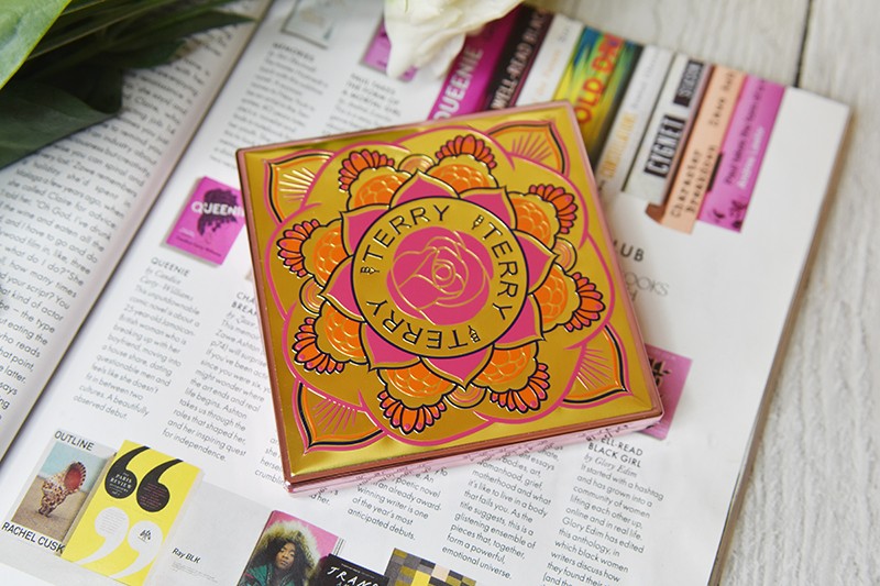 By Terry Beach Bomb Brightening CC Palette By Terry Beach Bomb Brightening CC Palette