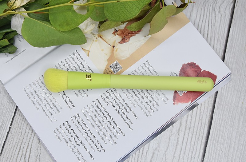 Made By Mitchell MF4 Angled All Over Brush