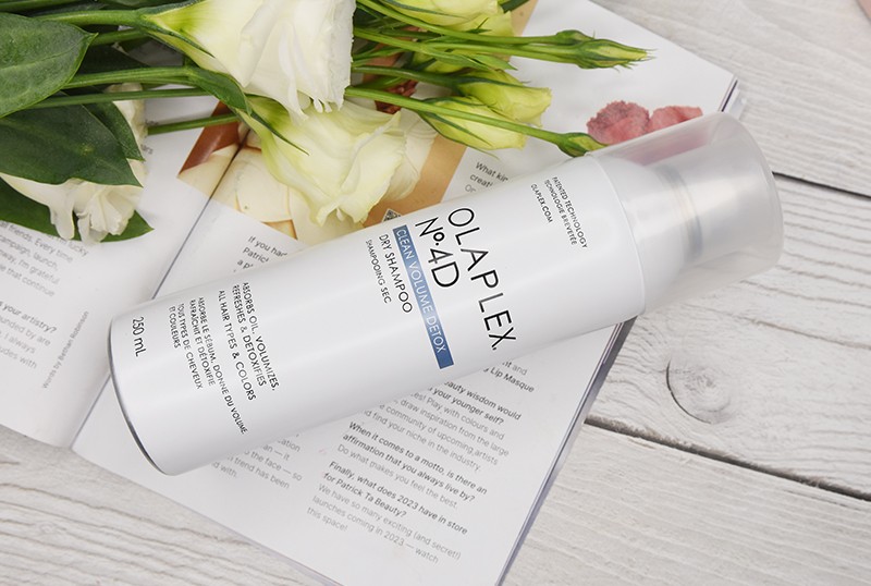 Olaplex No.4D Clean Volume Detox Dry Shampoo Olaplex No.4D Clean Volume Detox Dry Shampoo