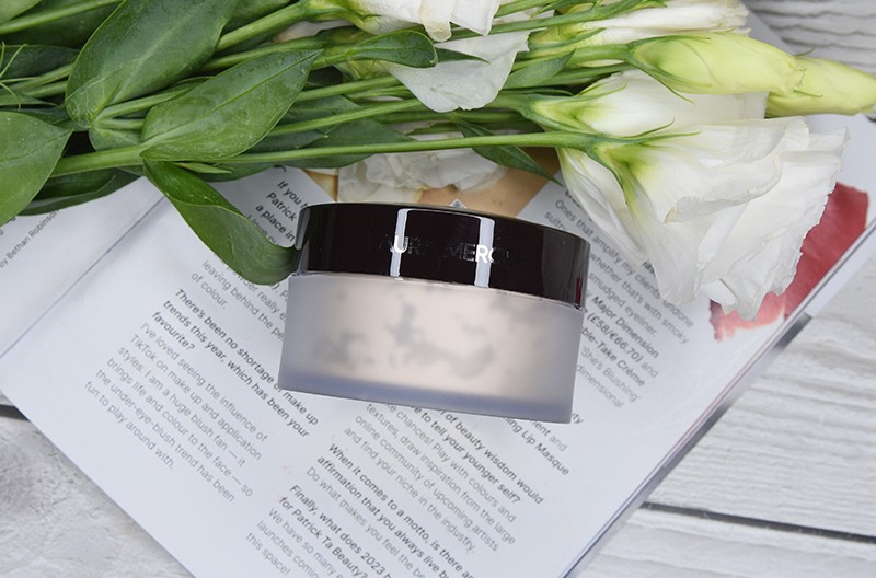 Laura Mercier Translucent Loose Setting Powder Laura Mercier Translucent Loose Setting Powder