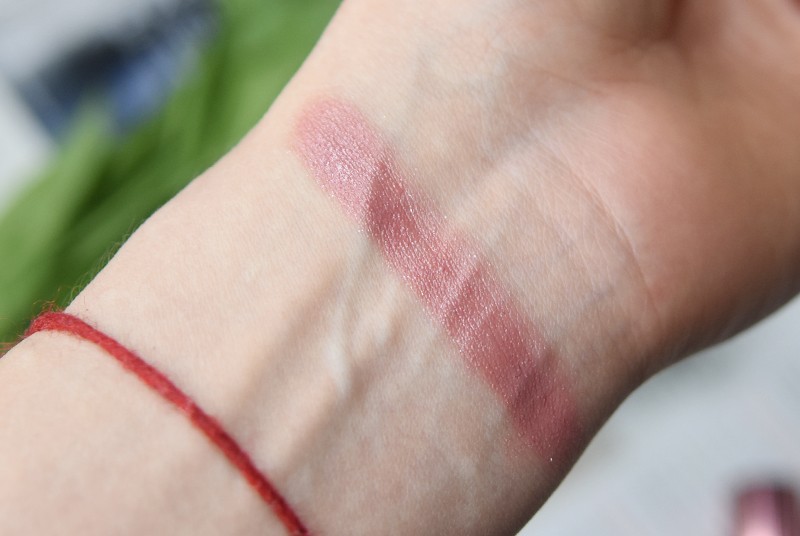 Charlotte Tilbury K.I.S.S.I.N.G Lipstick Charlotte Tilbury K.I.S.S.I.N.G Lipstick