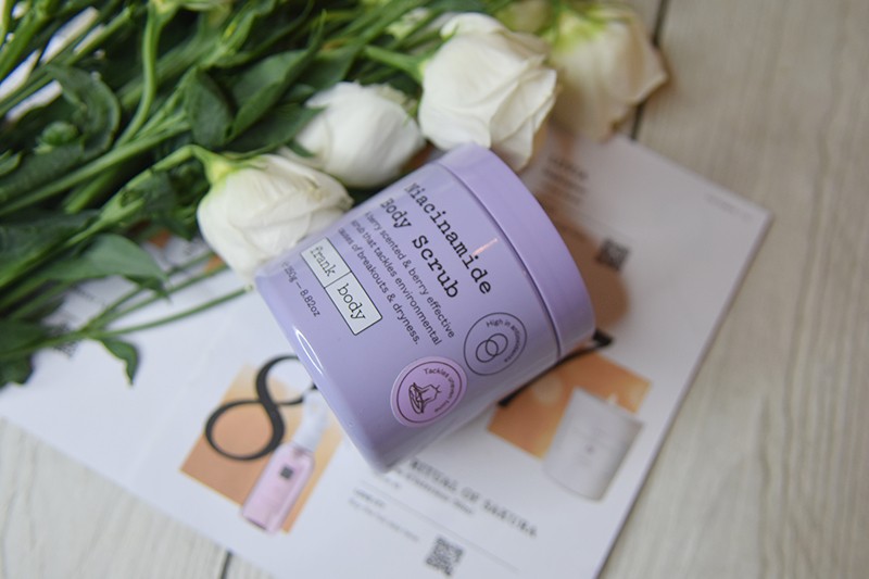 Frank Body Niacinamide Body Scrub Frank Body Niacinamide Body Scrub