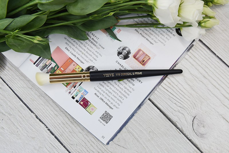 VIEVE 119 Conceal and Prime Brush