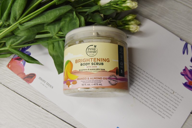 Petal Fresh Brightening Body Scrub With AHAS Mango & Almond Oil