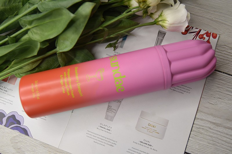 SUNDAE Strawberry Daiquiri Shower Foam SUNDAE Strawberry Daiquiri Shower Foam