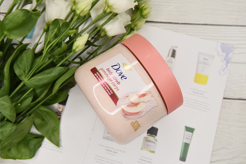 Dove Body Scrub White Peach & Crushed Rice