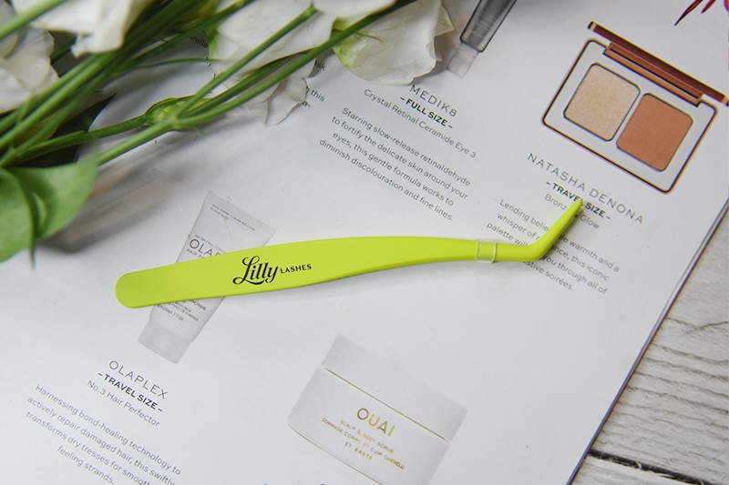 Lilly Lashes Lime Green Applicator Lilly Lashes Lime Green Applicator